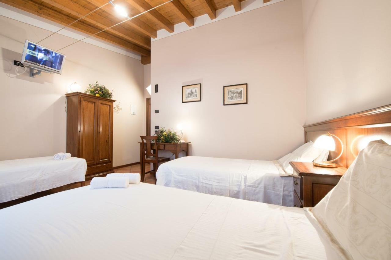 Le Rondini Bed & Breakfast Bagnolo Mella Exterior photo